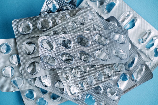 Blister packs of tablets and capsules